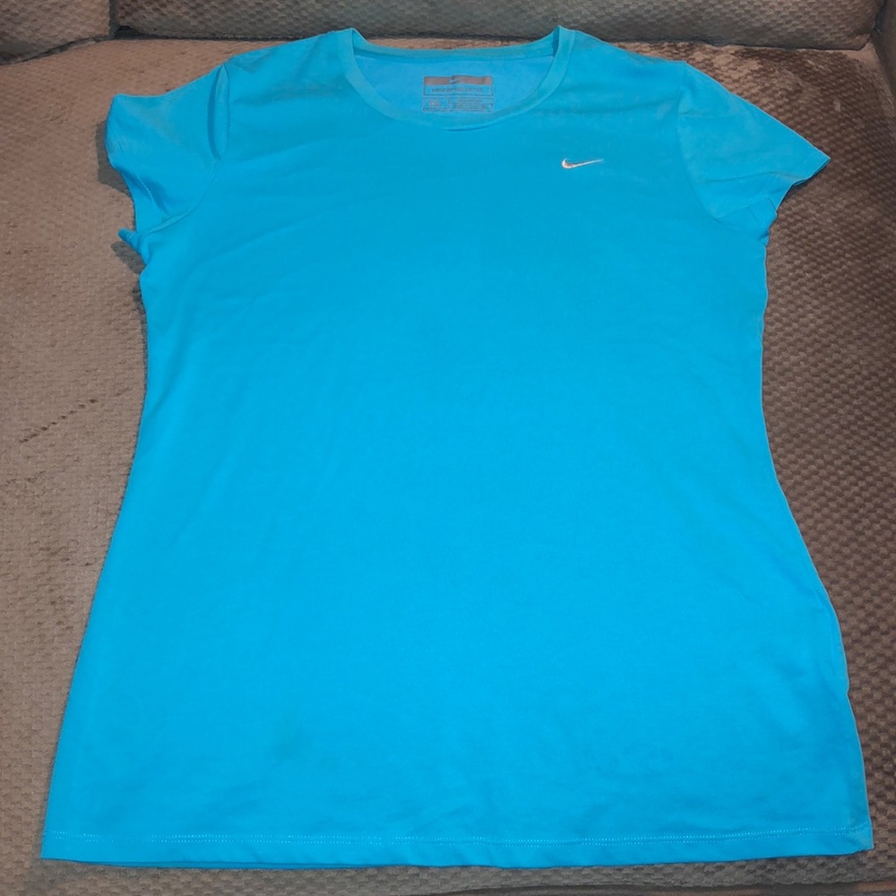 Nike FIT DRY Sports Tee: XL